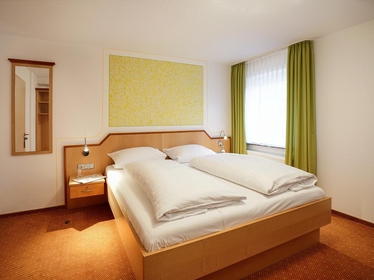 Hotel Gasthof Zum Biber 모텐 외부 사진