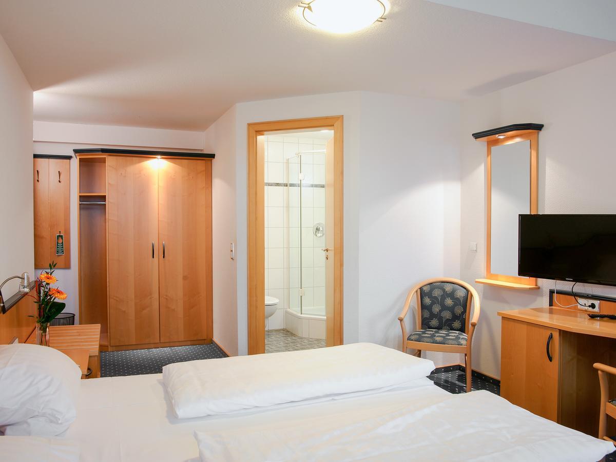 Hotel Gasthof Zum Biber 모텐 외부 사진