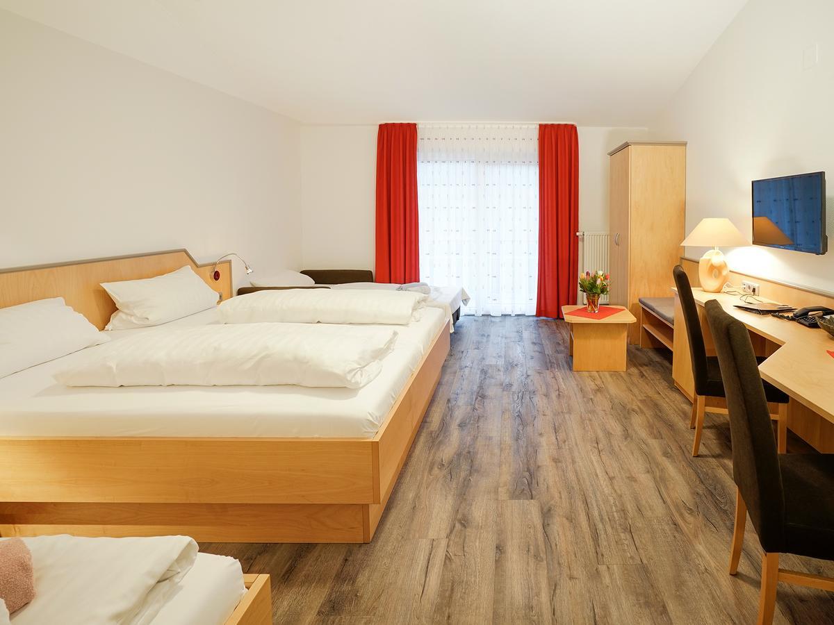 Hotel Gasthof Zum Biber 모텐 외부 사진