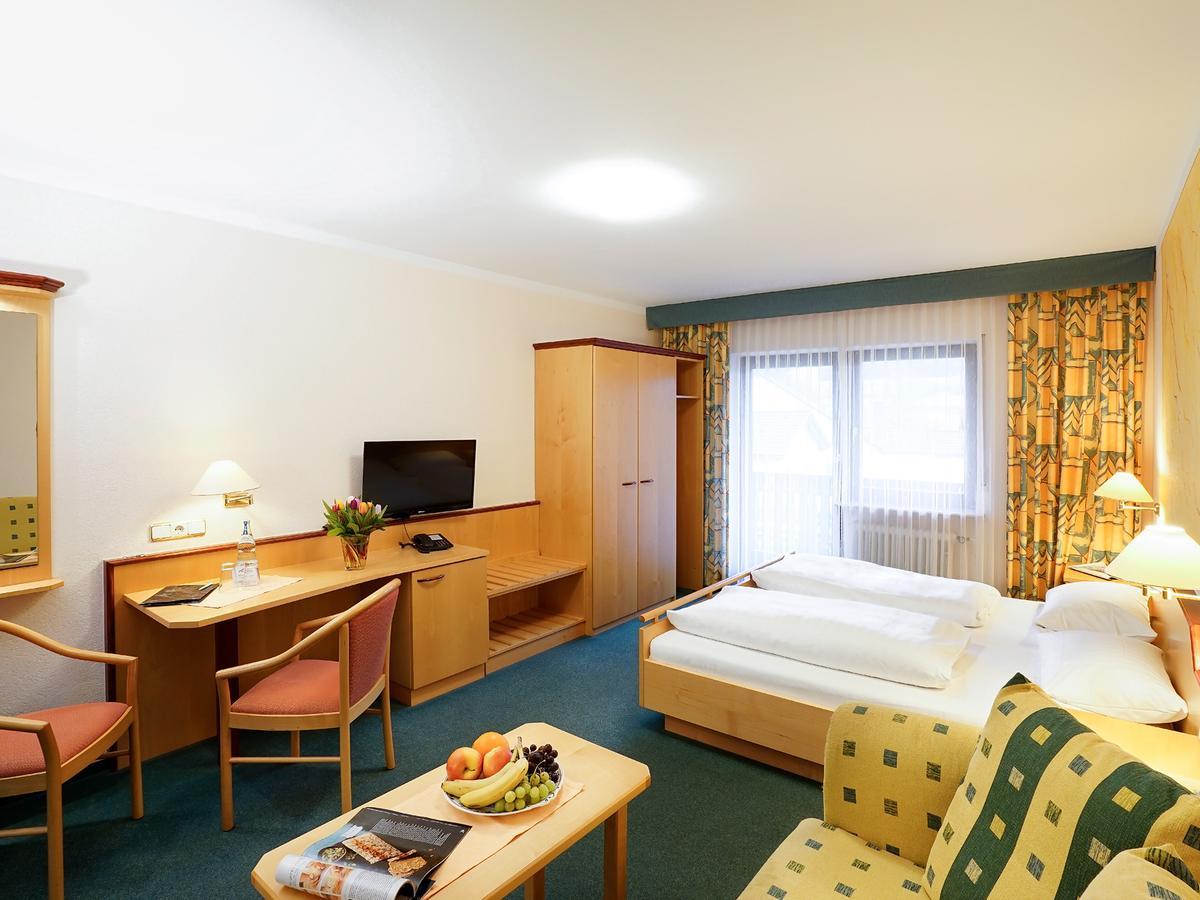 Hotel Gasthof Zum Biber 모텐 외부 사진