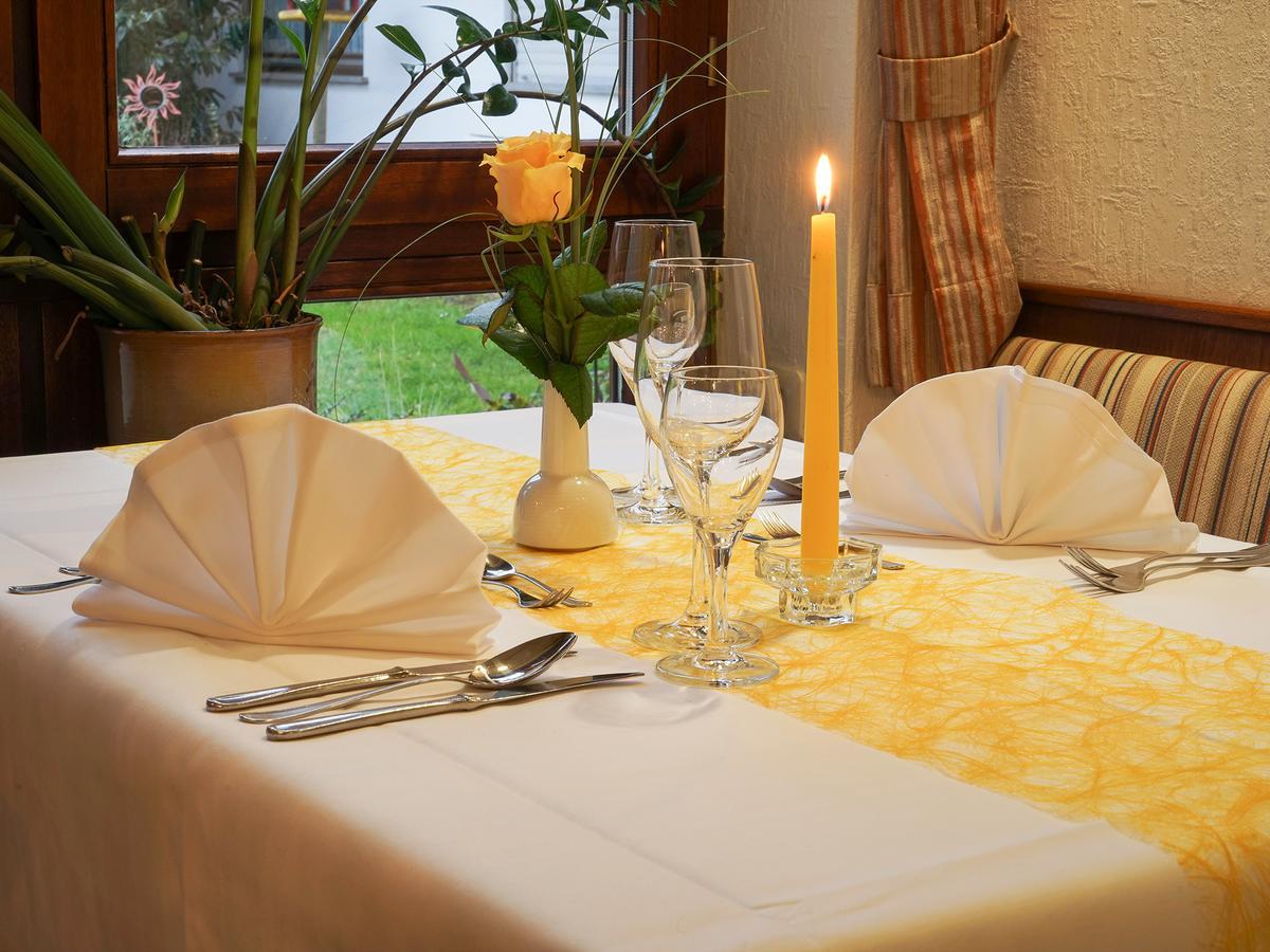 Hotel Gasthof Zum Biber 모텐 외부 사진