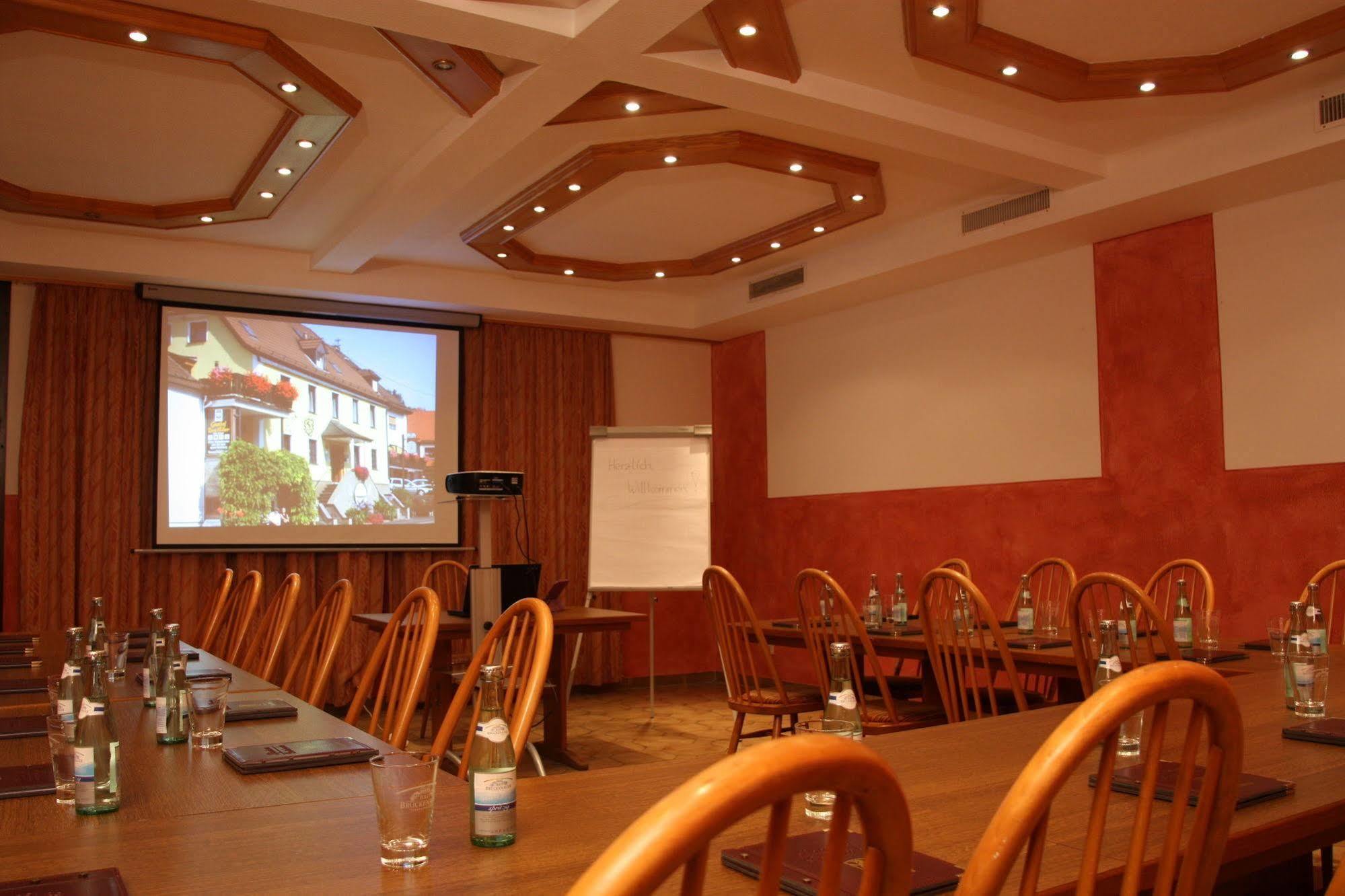 Hotel Gasthof Zum Biber 모텐 외부 사진