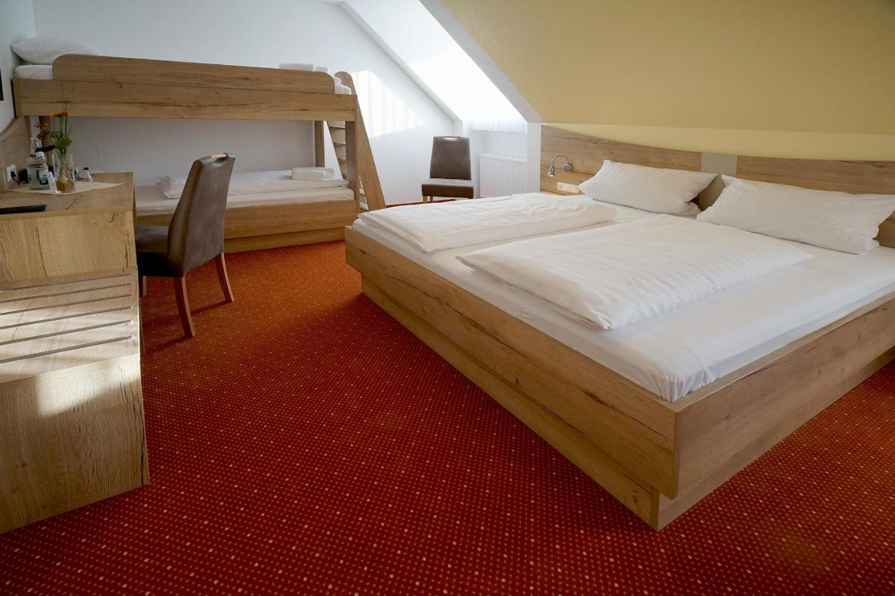 Hotel Gasthof Zum Biber 모텐 외부 사진