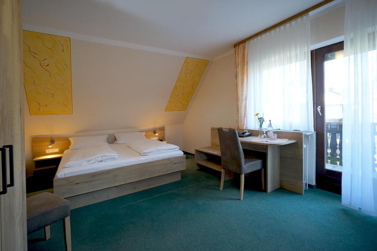Hotel Gasthof Zum Biber 모텐 외부 사진